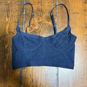 Feminine Hollister Gilly Hicks Women's Lace Navy Bralette Size 32B NWT